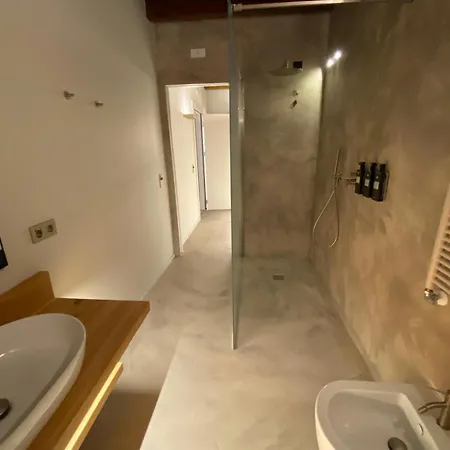 Cascina Belvedi 컨트리하우스 클라네초