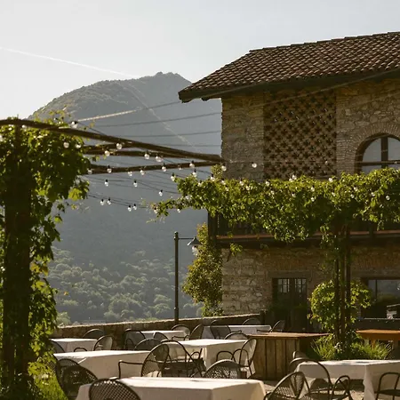 Cascina Belvedi 컨트리하우스